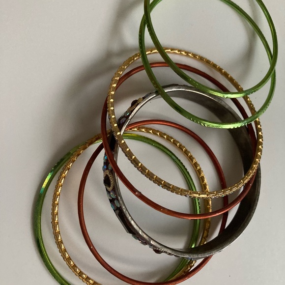 🛍 Bangle bracelet by Felicia - Picture 3 of 4